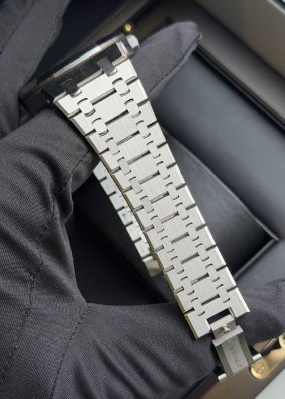 Audemars Piguet Royal Oak Selfwinding Grey Dial 8