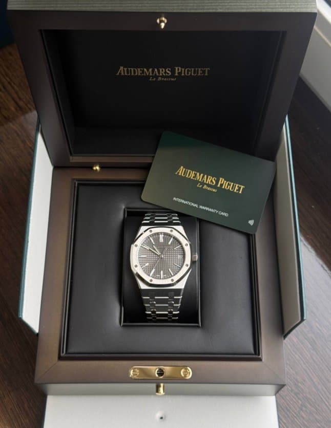Audemars Piguet Royal Oak Selfwinding Grey Dial 9