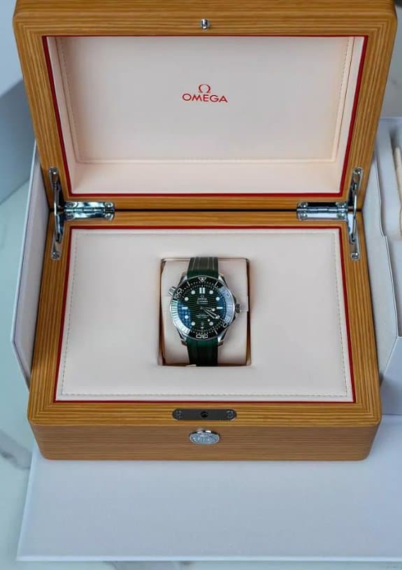 Omega Seamaster Diver 300M 7