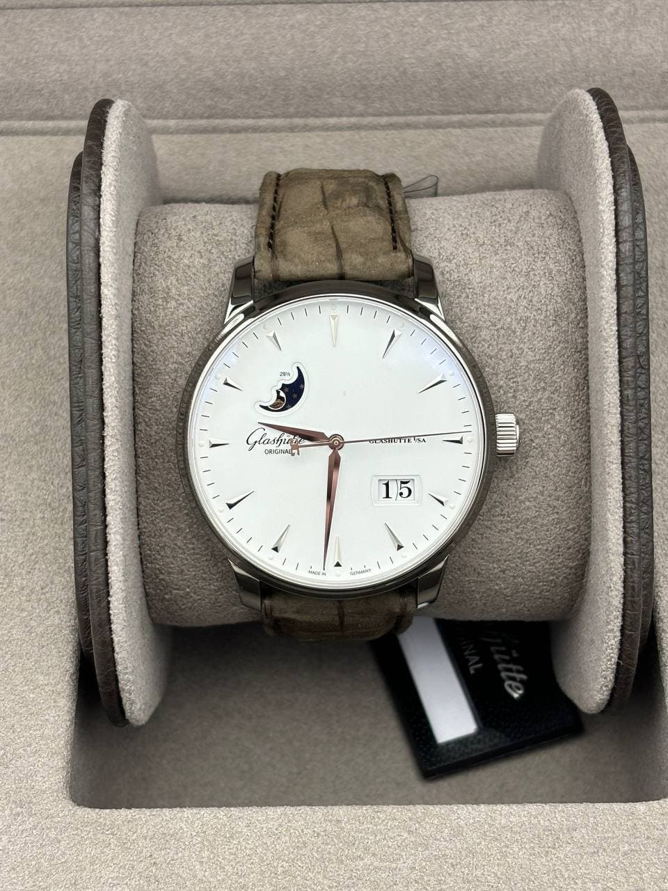 Glashutte Original Senator Excellence Panorama Date Moon Phase