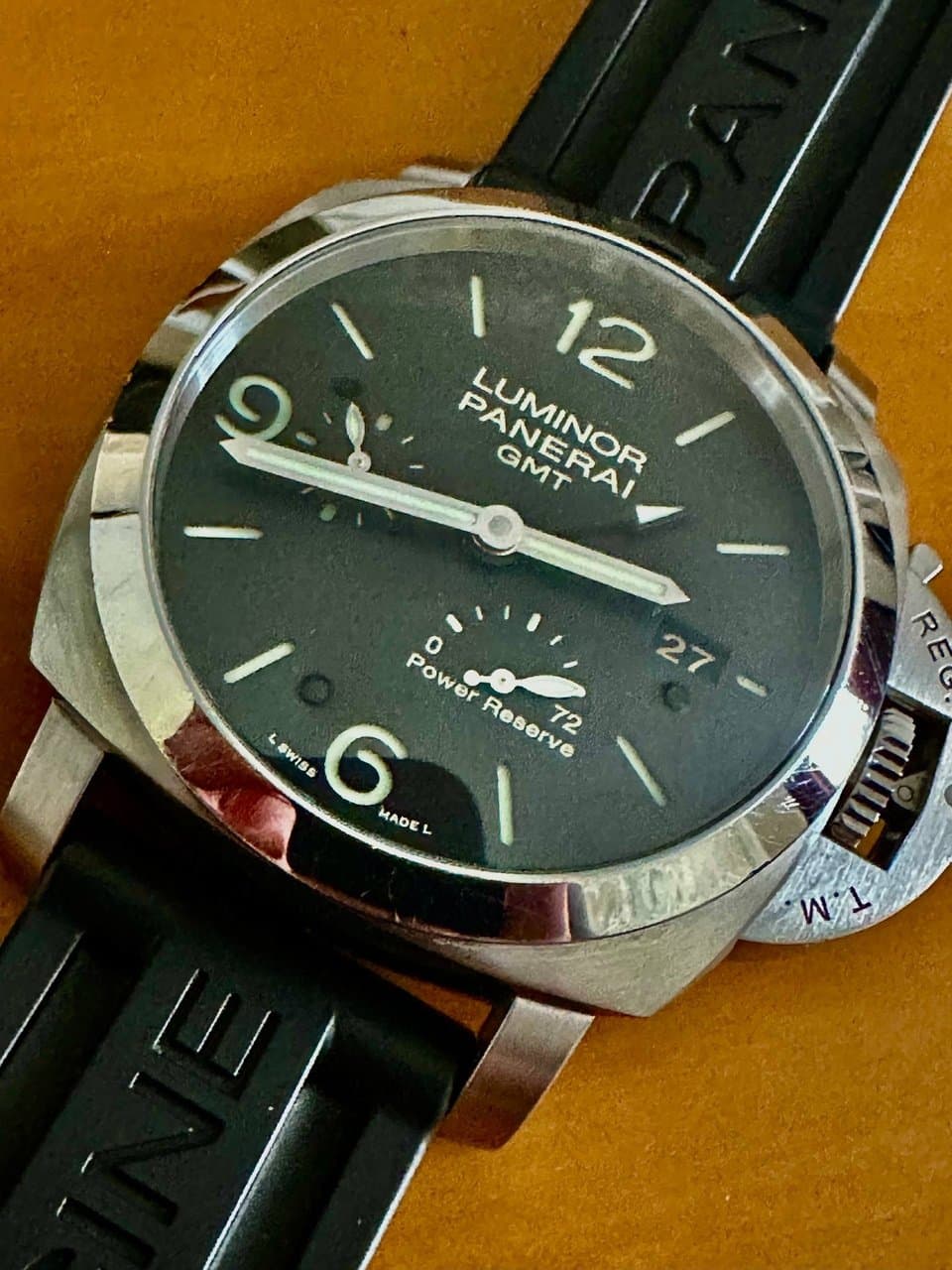 Panerai Luminor GMT 8