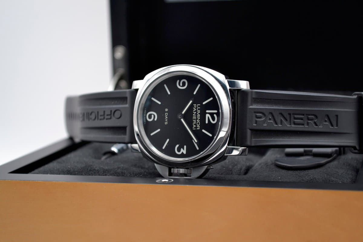Panerai Luminor Base 8 Days 2