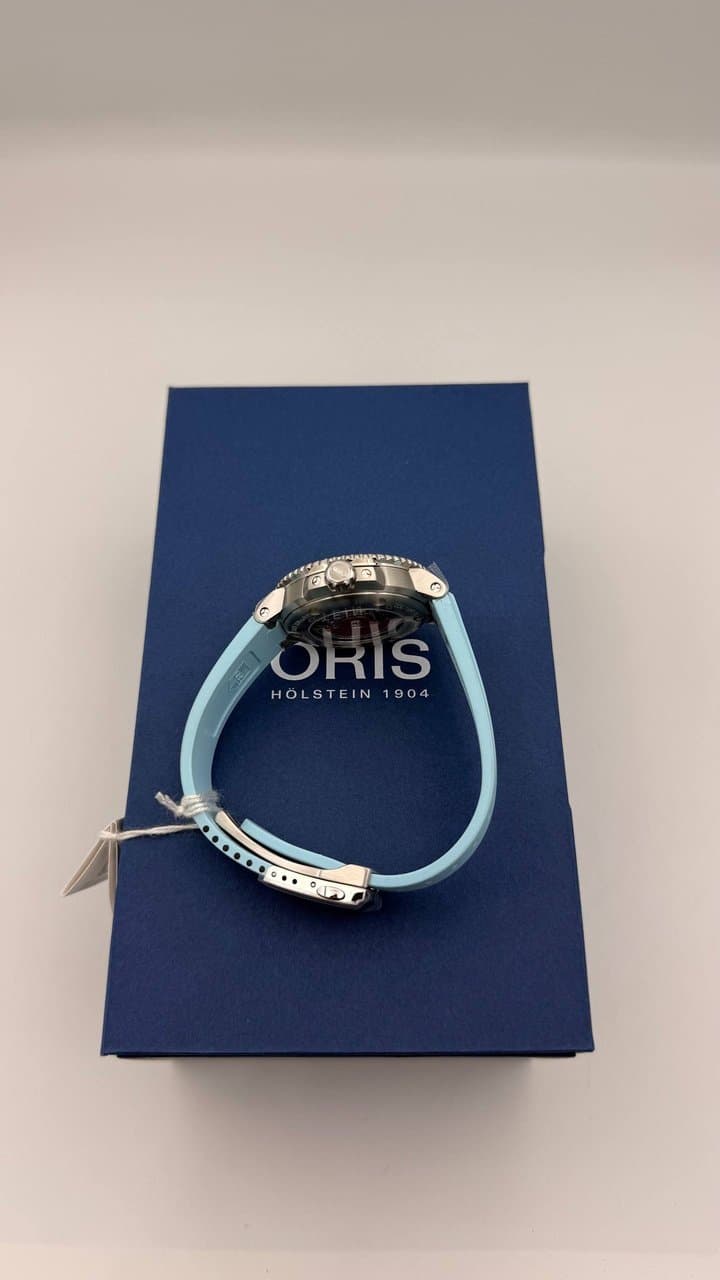 Oris Aquis Date 5