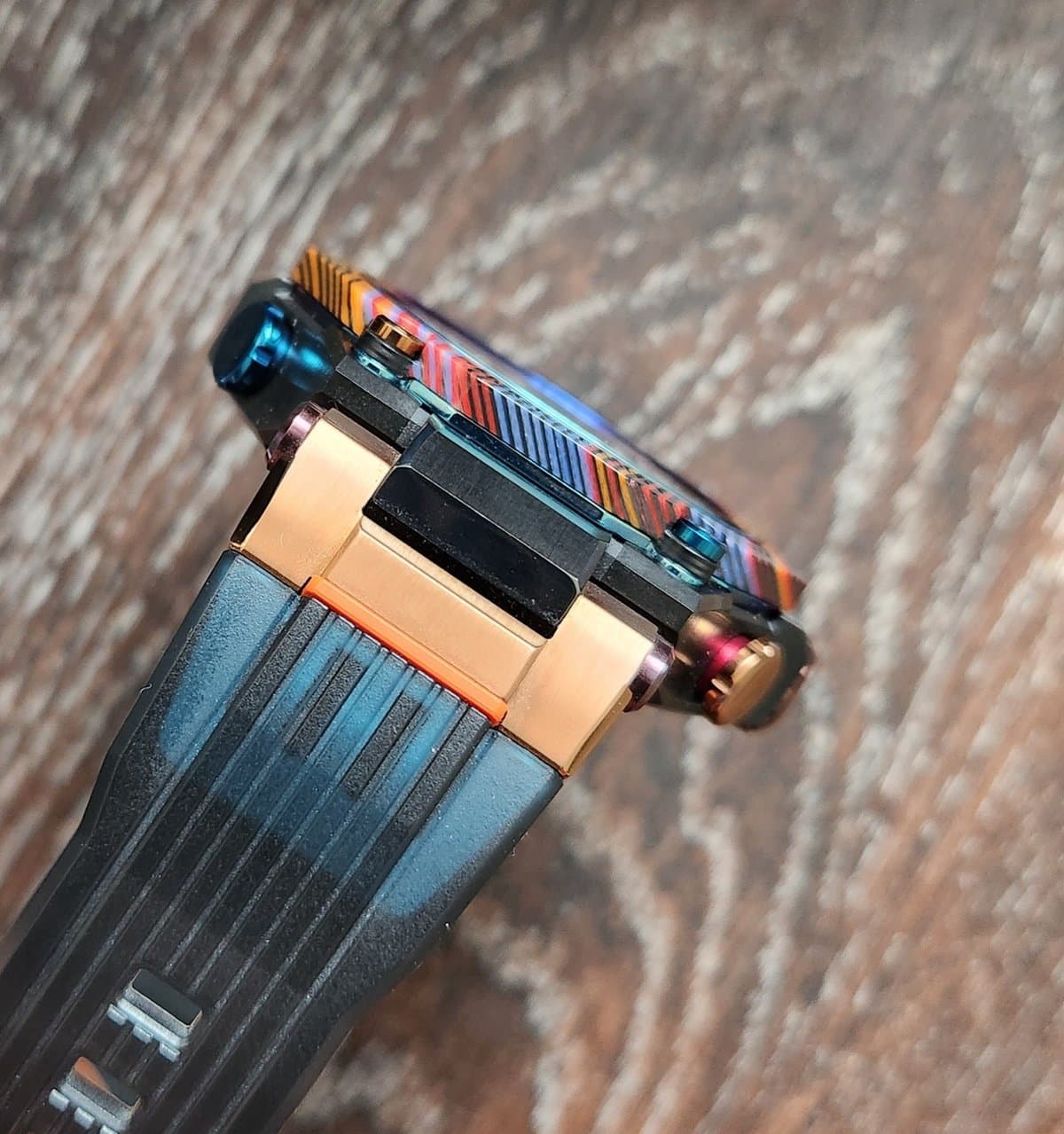 Casio G-Shock MTG-B2000XMG 5