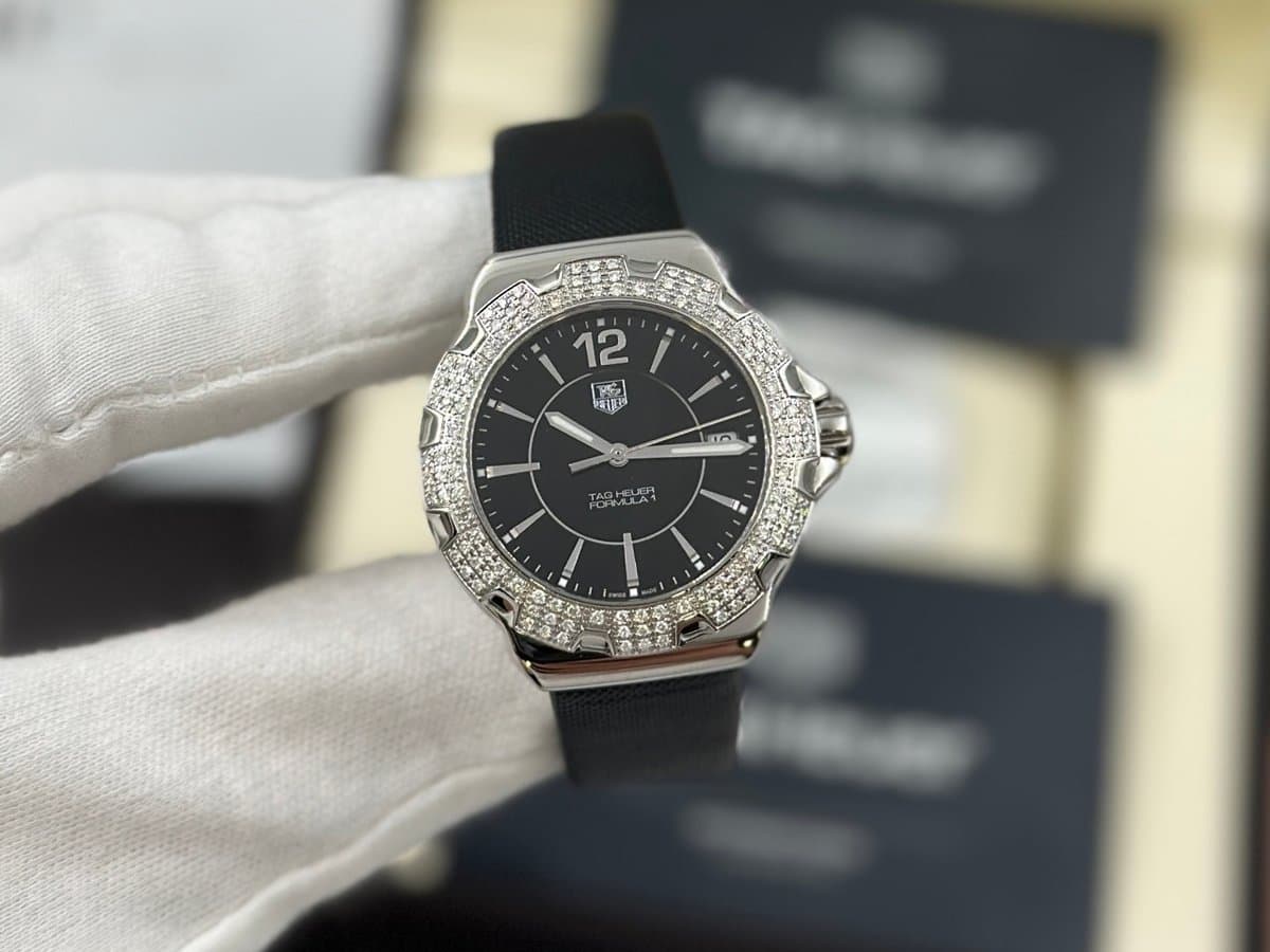 Tag Heuer Formula 1 2