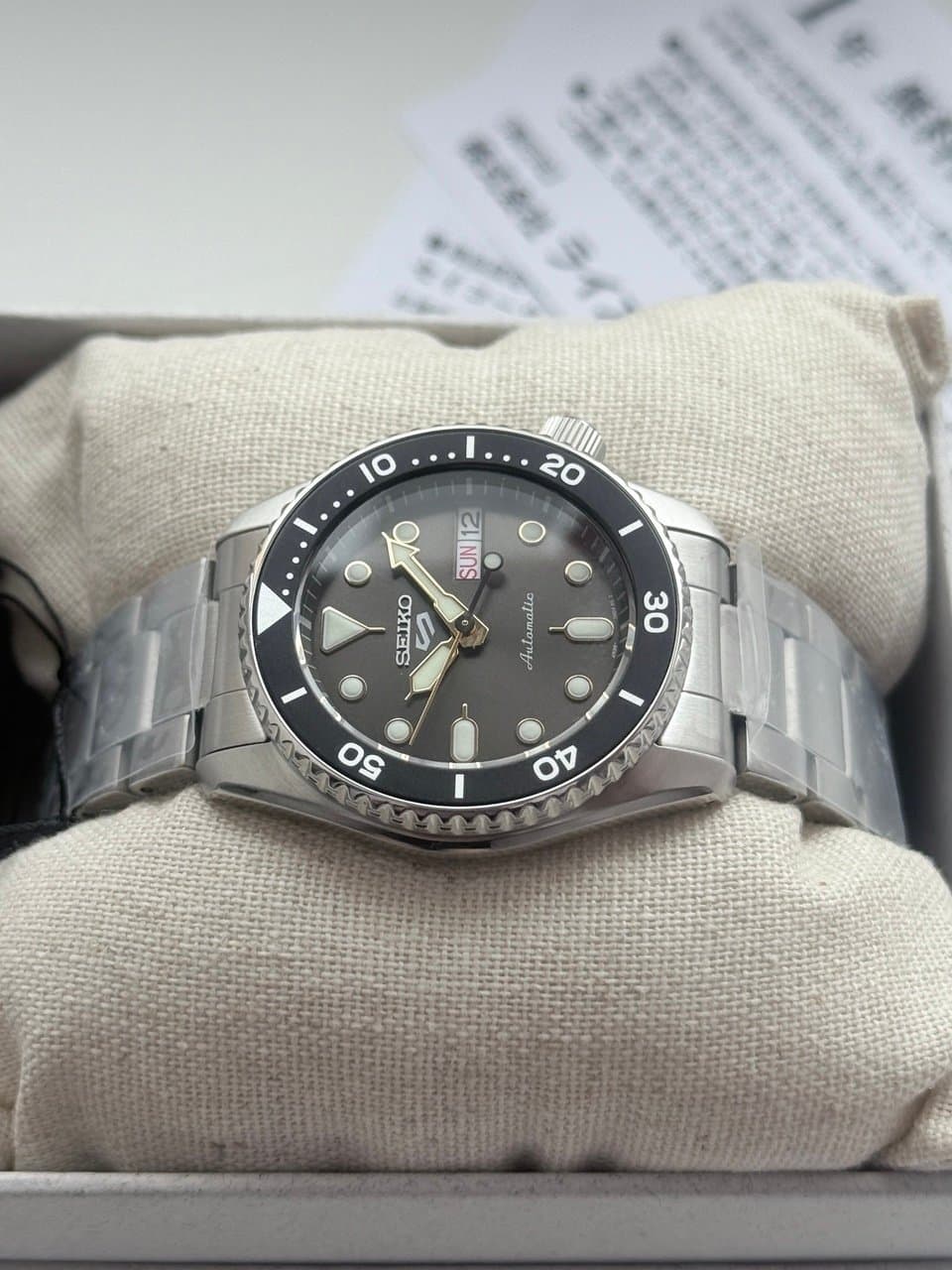 Seiko 5 Sports 7