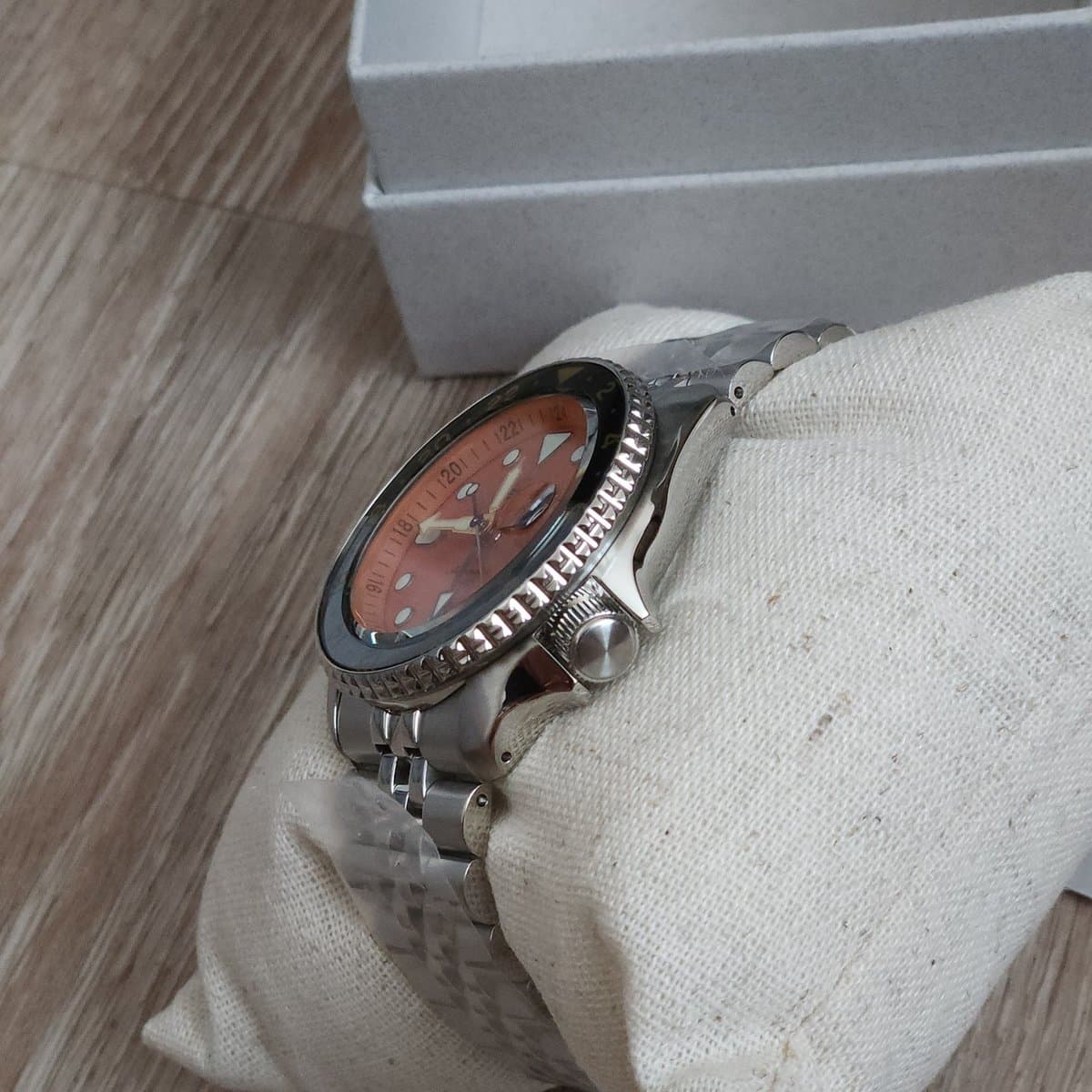 Seiko 5 Sports GMT 7