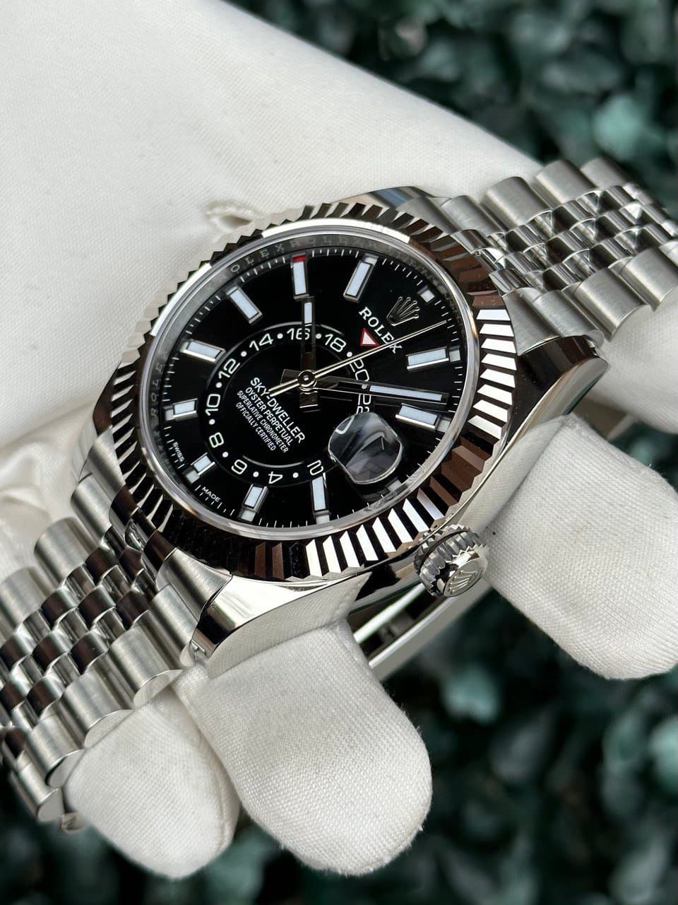 Rolex * SKY DWELLER BLACK DIAL 42ММ 336934-0008 JUBILEE BRACELET 4