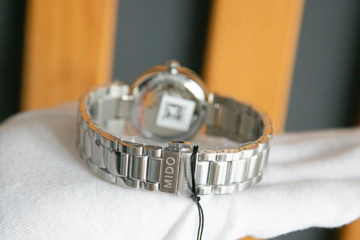 Mido Baroncelli II Donna Auto M0222076111611. Перламутровый цифер / Браслет / 28 бриллиантов / d=33mm 12
