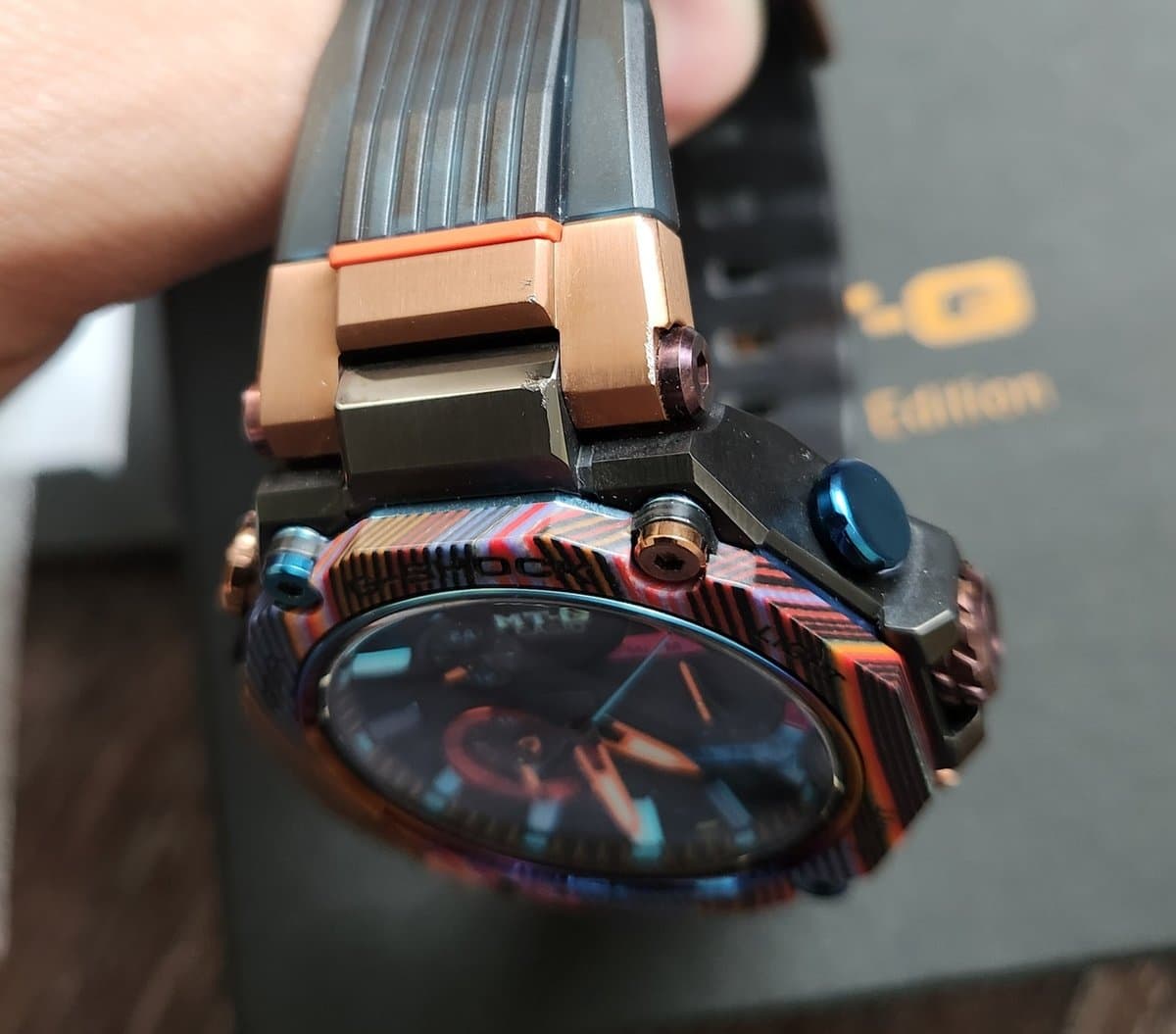 Casio G-Shock MTG-B2000XMG-1A | Карбоновый безель в цветах Перуанских гор | Limited edition 9