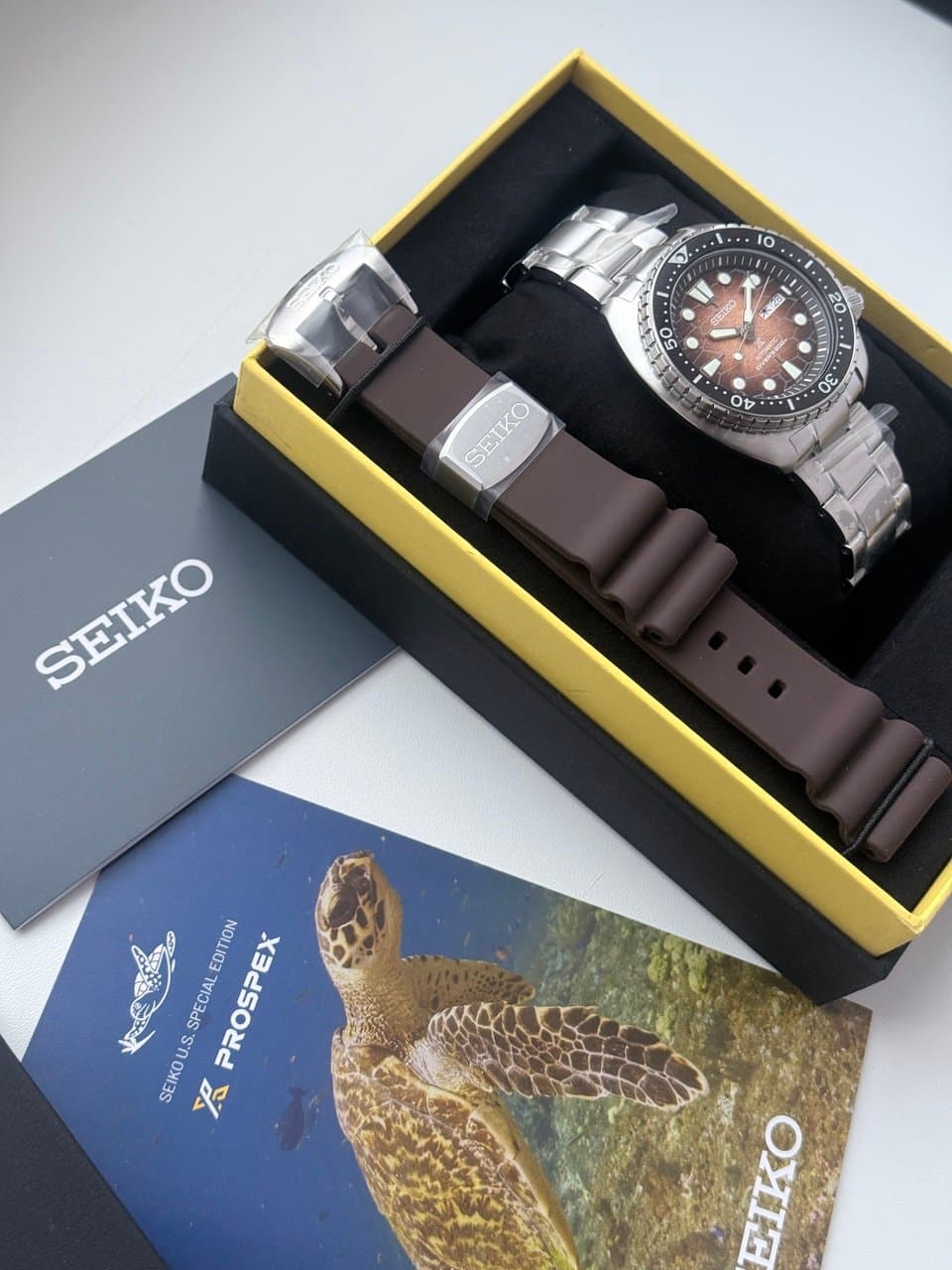 Seiko U.S. SPECIAL EDITION PROSPEX KING TURTLE SRPH55 СПЕЦИАЛЬНОЕ ИЗДАНИЕ ДЛЯ АМЕРИКАНСКОГО РЫНКА, КОРИЧНЕВЫЙ ЦИФЕРБЛАТ В СТИЛЕ ПАНЦИРЯ ЧЕРЕПАШКИ, ДЕНЬ НЕДЕЛИ НА ЯПОНСКОМ, MADE IN JAPAN 4