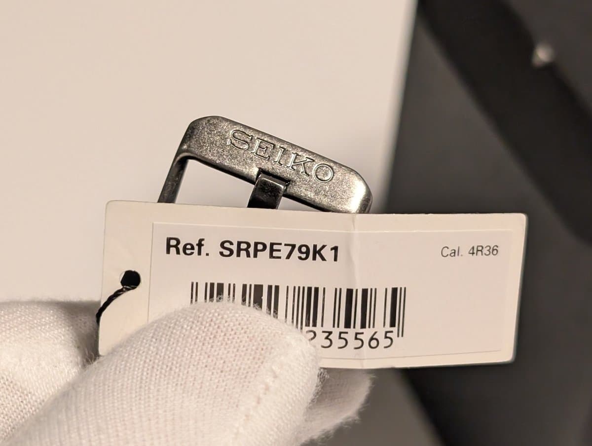 Seiko 5 SPORTS SRPE79K1 фактурный циферблат, чёрный комбинированный ремешок, корпус с эффектом состаривания 42мм (МУЖСКИЕ) 6